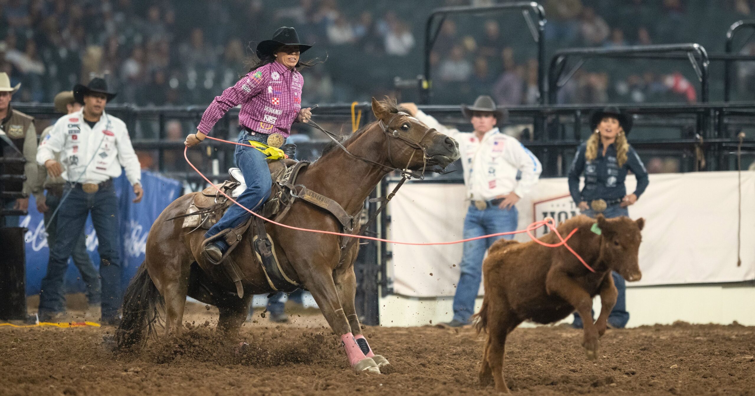Martha Angelone's resilience paid off at the 2024 Hondo Rodeo with her winning the average despite catching a barrier in Round 1, amassing more than $39K.