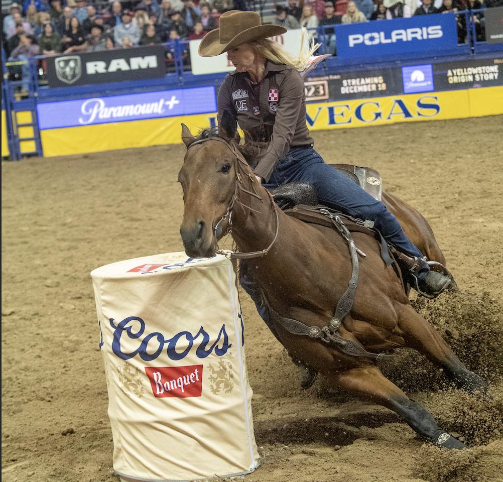 Wenda Johnson winning Round 7 of NFR barrel racing on Mo.