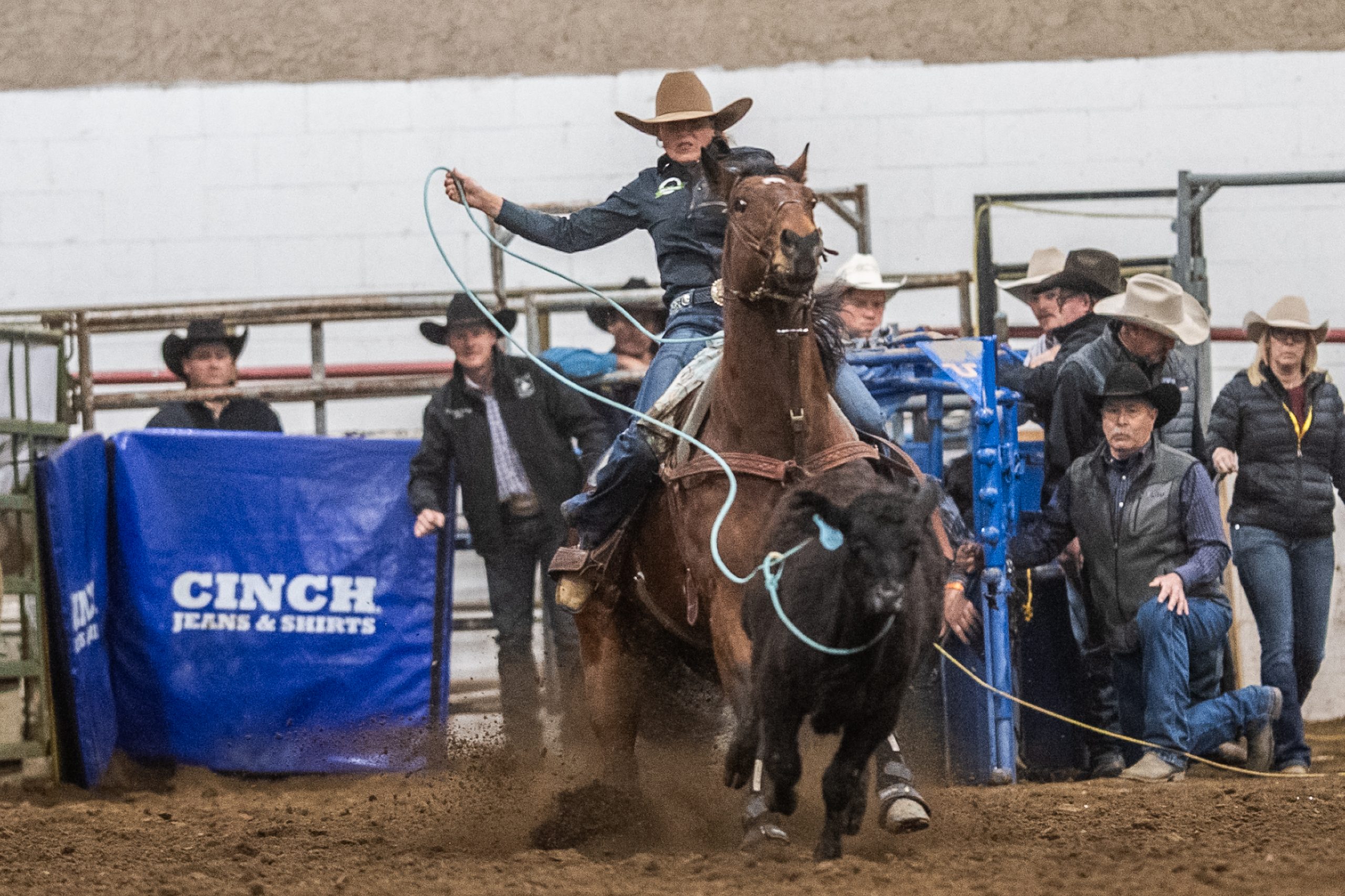 Suzanne Williams ropes at the 2023 California Circuit Finals, eventually winning the year-end title
