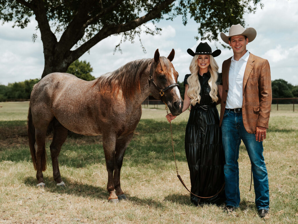 Stevie Ray Von posed with Kisha and Jason Itkin